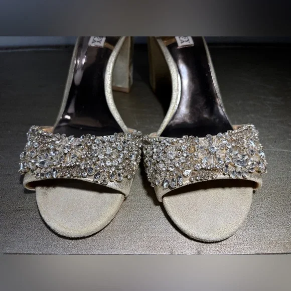 Badgley Mischka HINES Gold Embellished Chunk Heels - Picture 15 of 15